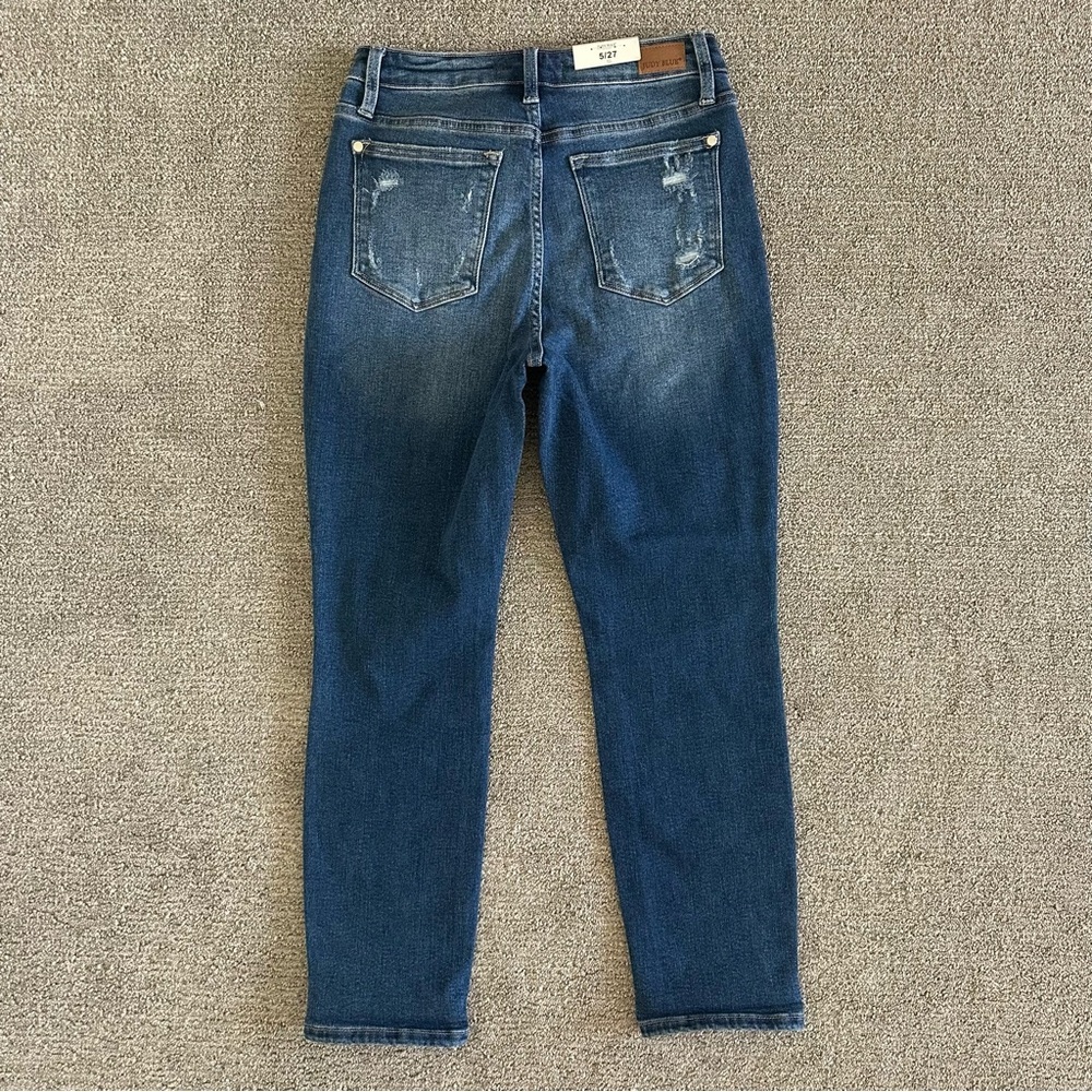 NWT Judy Blue Hi-Rise‎ Rainbow Embroidery Cropped Straight Leg Jean 5/27 - Picture 6 of 9